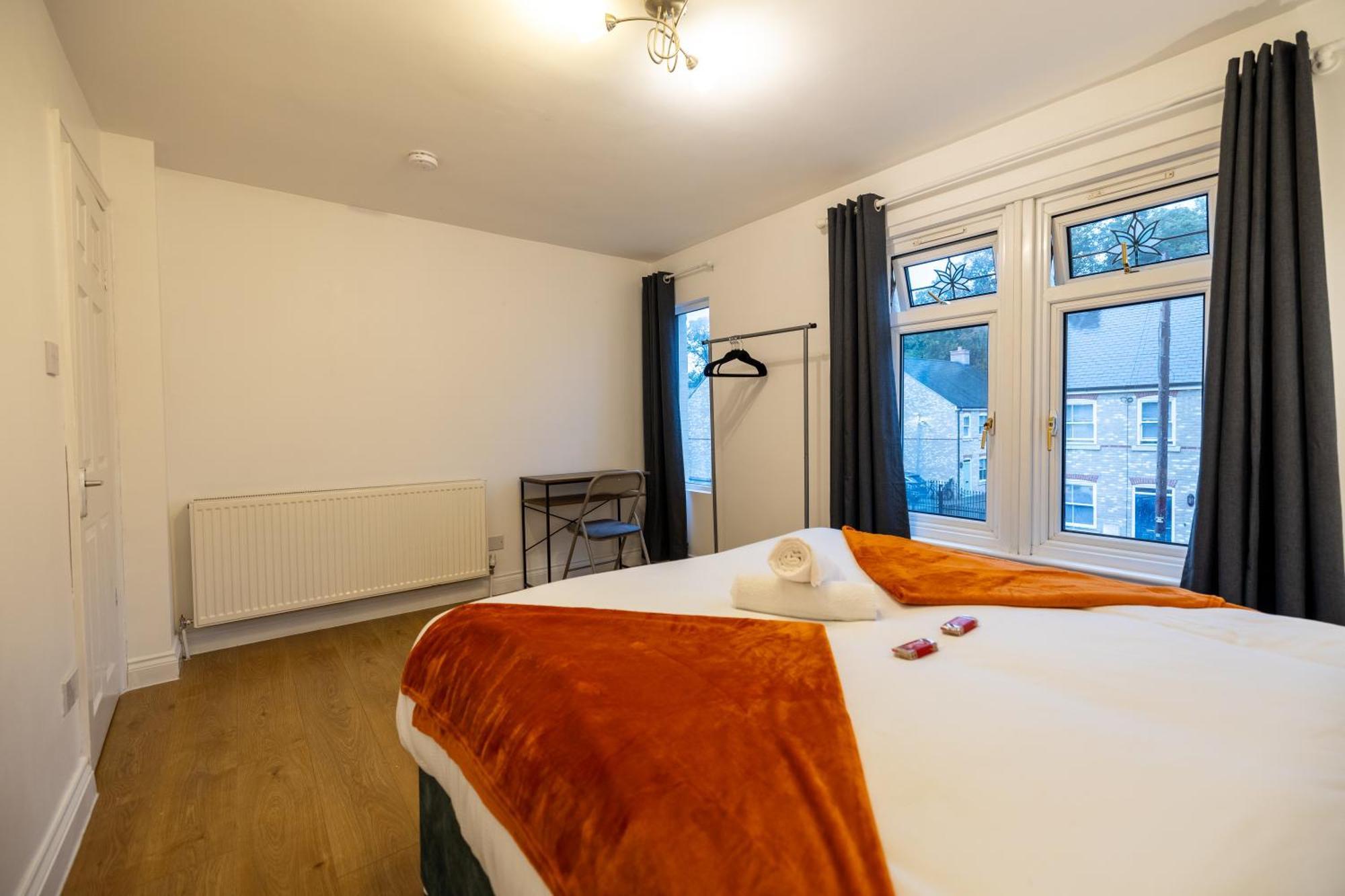 Villa 5- Spacious Bedroom Orchard Haven Cambridge (Cambridgeshire)