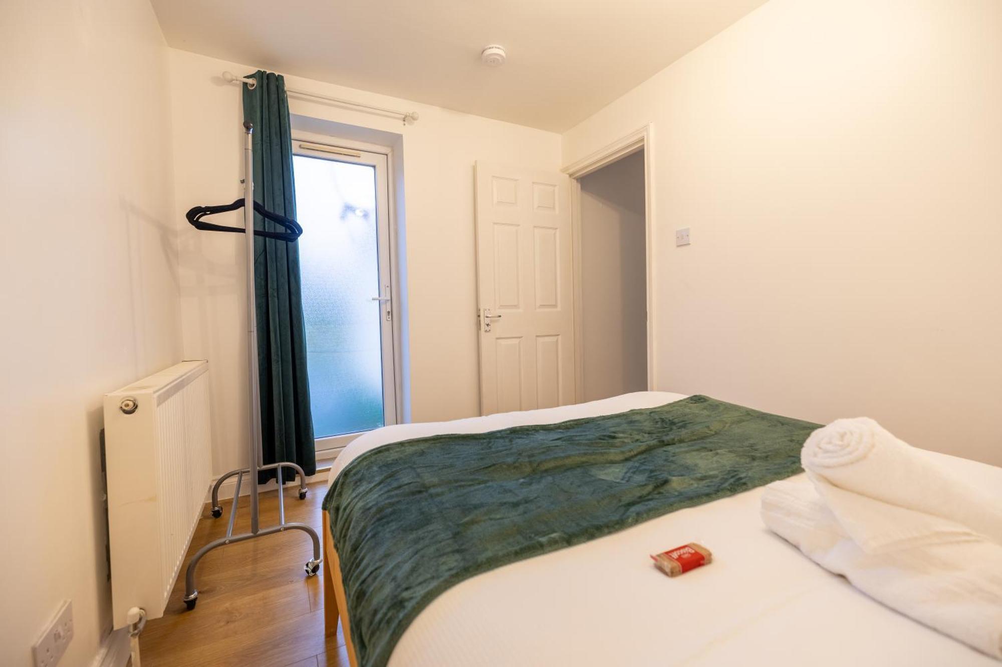 Villa 5- Spacious Bedroom Orchard Haven Cambridge (Cambridgeshire)